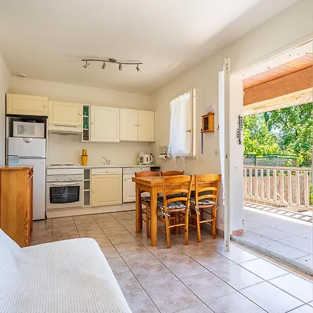 Hébergement de vacances Les Mimosanes-5 By Interhome Bormes-les-Mimosas