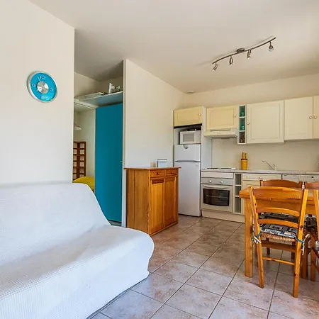 Les Mimosanes-5 By Interhome